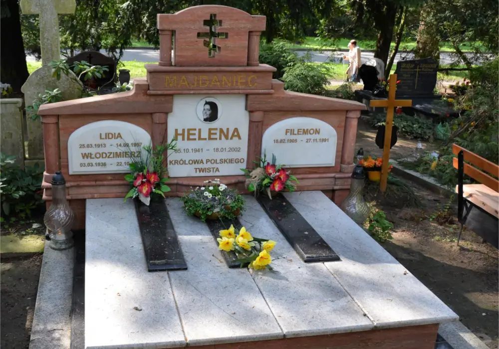 Kto śpiewał Rudy rydz? Poznaj historię legendarnej Heleny Majdaniec