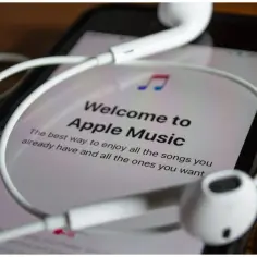 Apple music czy spotify co lepsze? uniknij złego wyboru teraz
