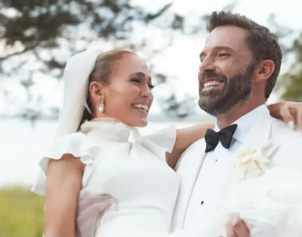 Ile ma lat Jennifer Lopez? - Wiek gwiazdy muzyki i aktorki zaskakuje